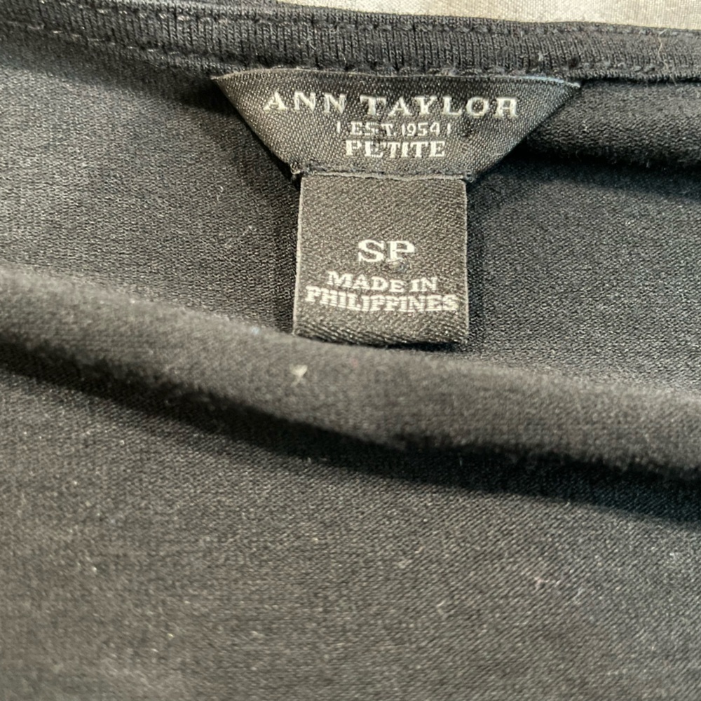 Ann Taylor Petite braided black v neck dress small - Picture 4 of 5